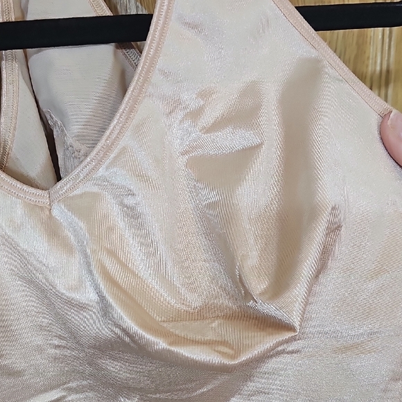 Ruby Ribbon Cream Racer Back Bra - Picture 5 of 9